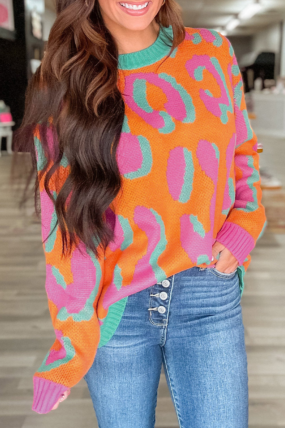 Damenpullover mit Colorblock-Leopardenmuster und Rundhalsausschnitt – Liora