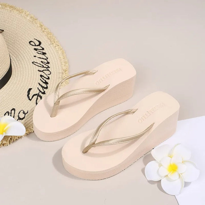 Women's platform slide sandals with clip-toe design – Riviera