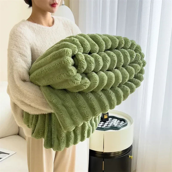 Ultimate Warm Plush Blanket - PlushNest