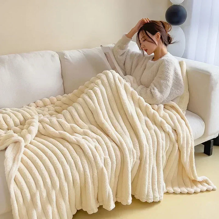 Ultimate Warm Plush Blanket - PlushNest