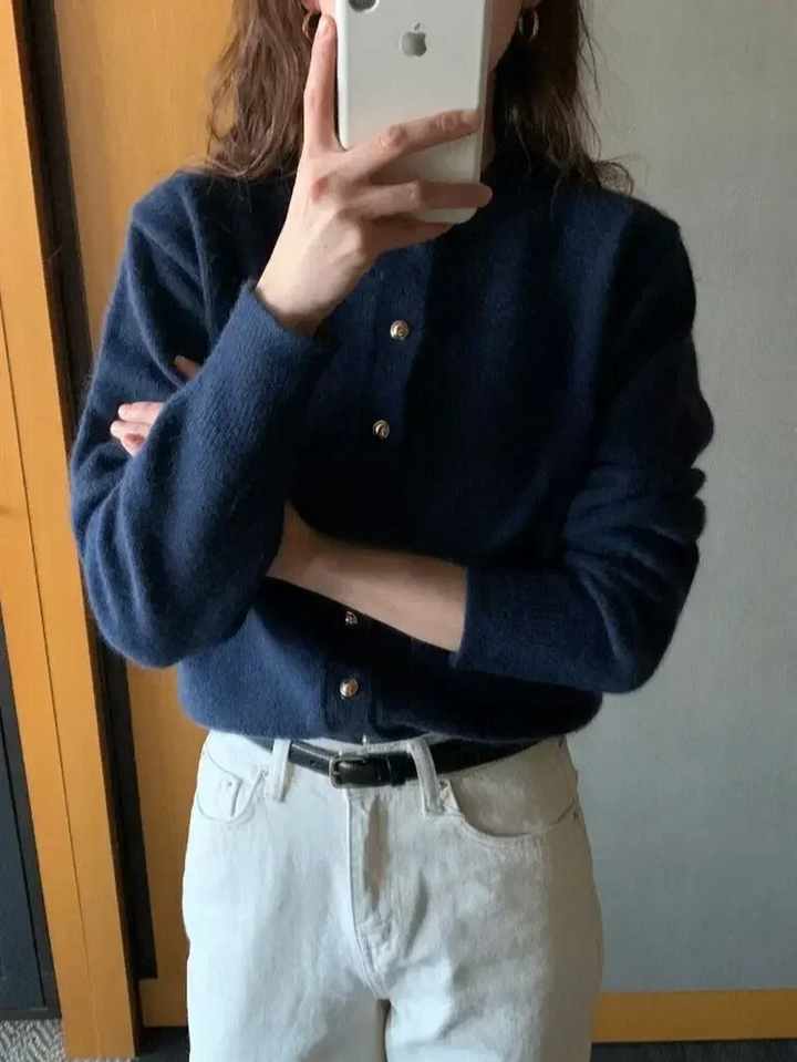 Stylish cardigan with round neckline - Sophie