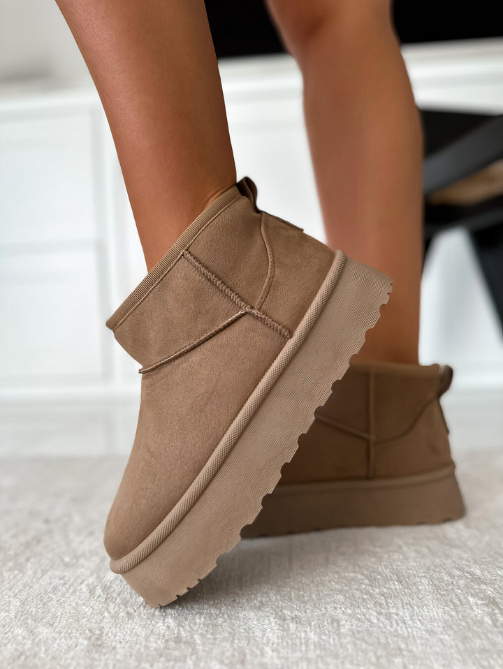 Women's Winter Boots - WinterWalker
