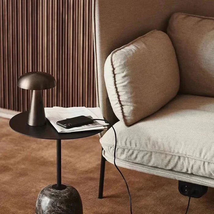 Stilfuld bærbar bordlampe - ShroomLite