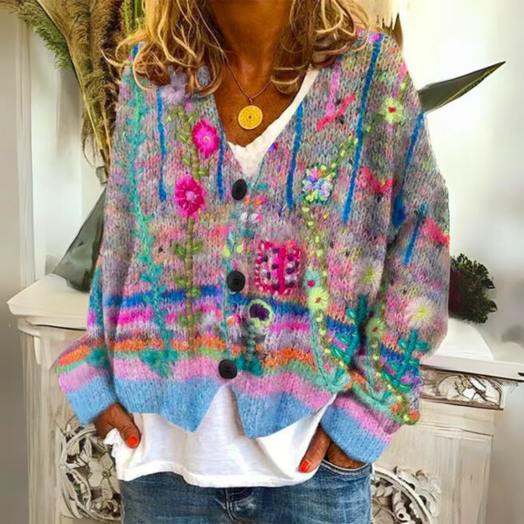 Warm women's knitted cardigan with print – Liv