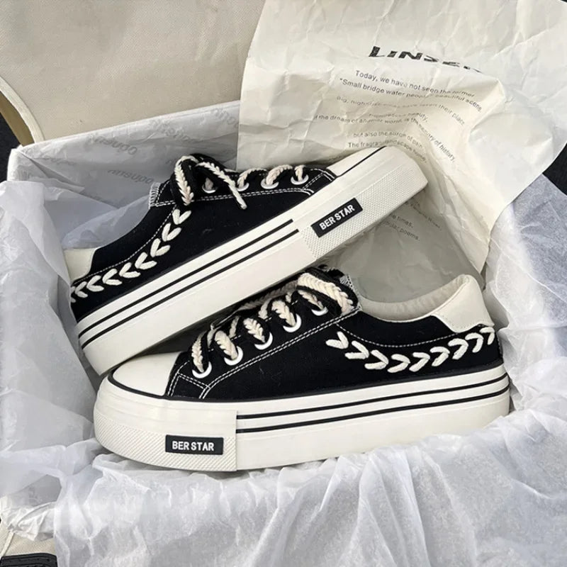 Sneakers Daisy Dance - Oktoberfest 2026