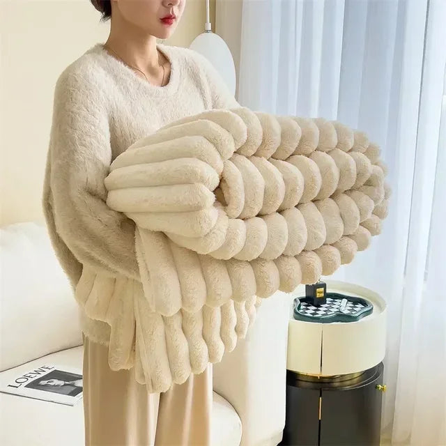 Ultimate Warm Plush Blanket - PlushNest