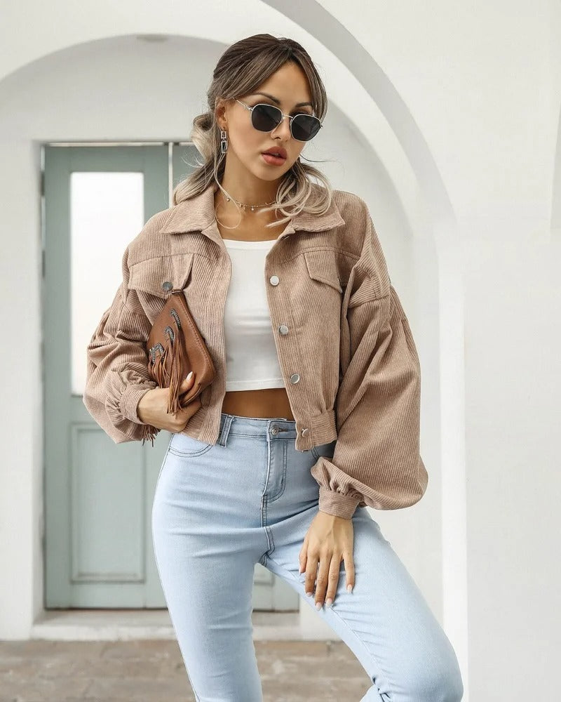 Chaqueta corta de mezclilla con estilo – Amira