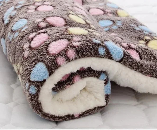 Warm Cat Blanket – SnuggleSoft