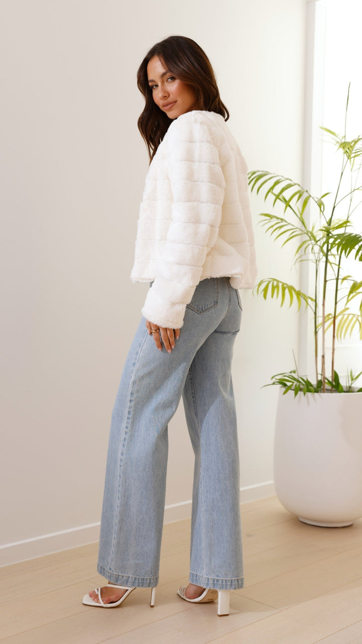 Luxurious Women's Crop Jacket – Veloura