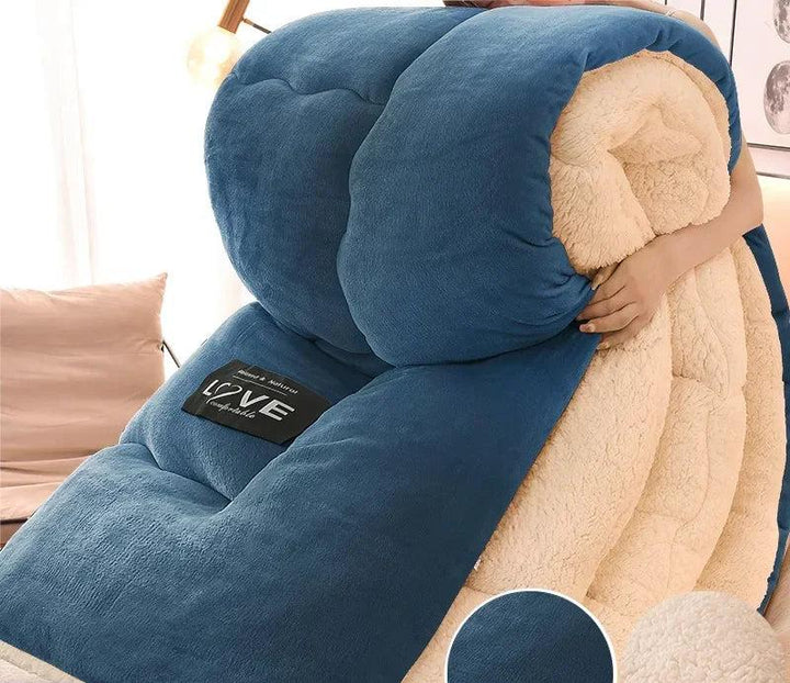 Luxury Winter Blanket with Double Flannel Fleece – FrostGuard