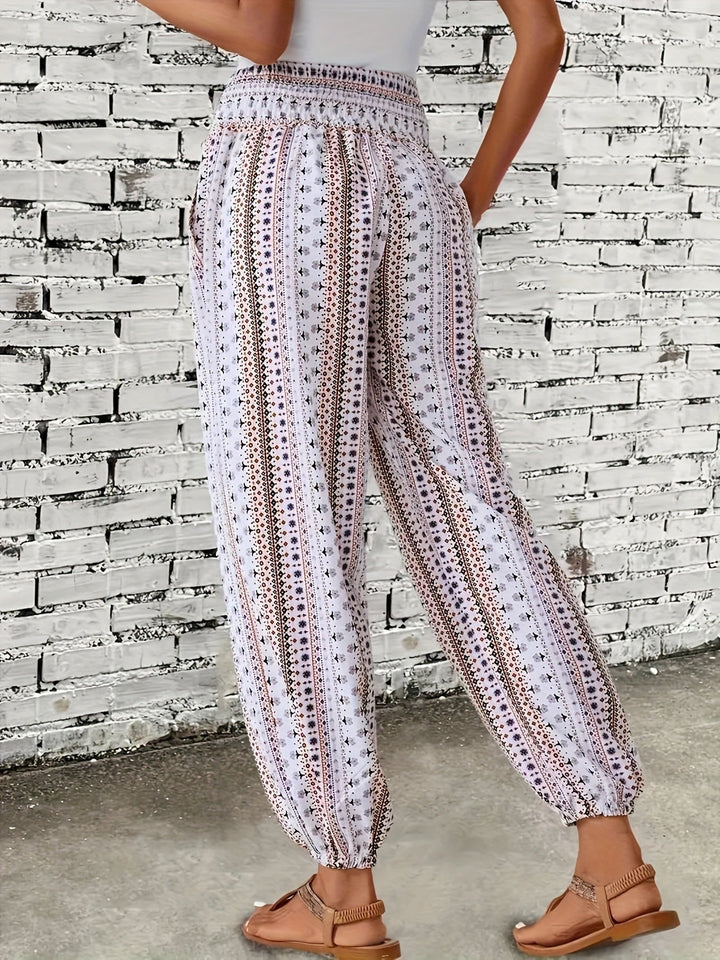 Boho damebukser med høj talje, print og smocket talje – Linara
