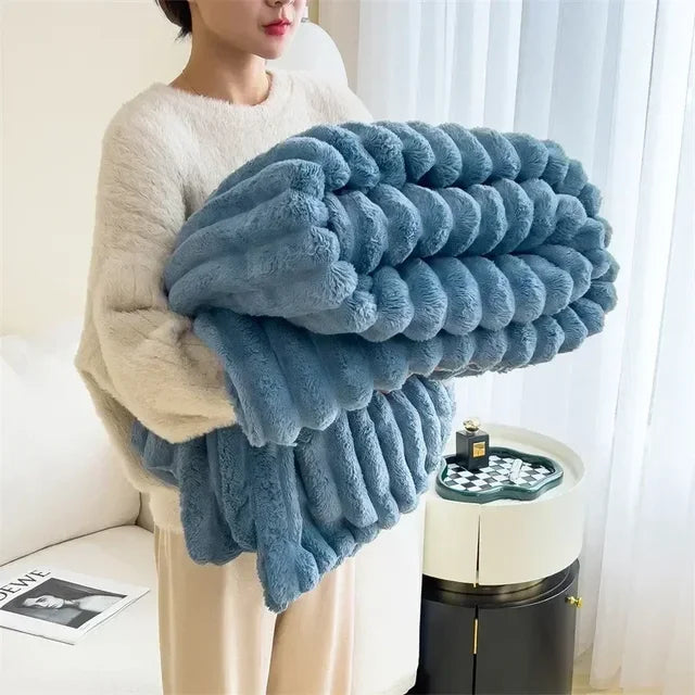 Ultimate Warm Plush Blanket - PlushNest