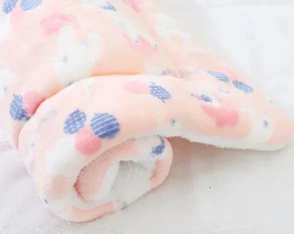 Warm Cat Blanket – SnuggleSoft