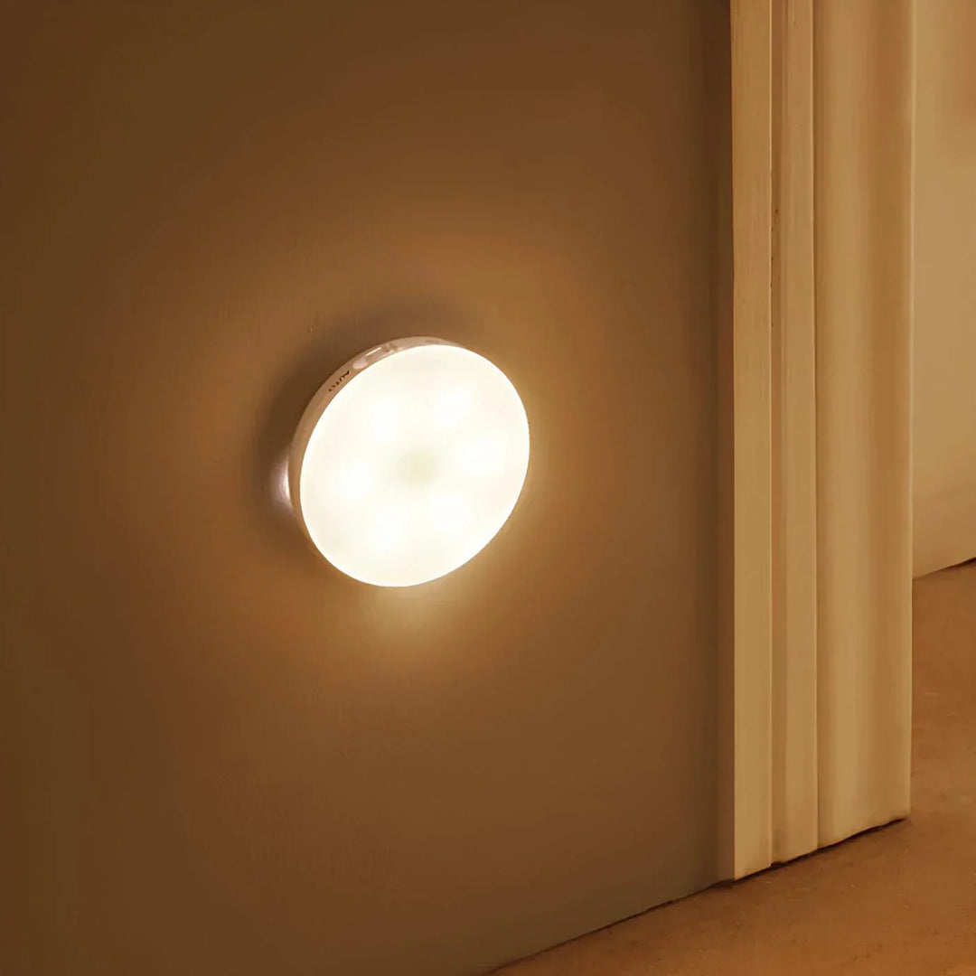 Lámpara con sensor de movimiento inalámbrico - LumaLight