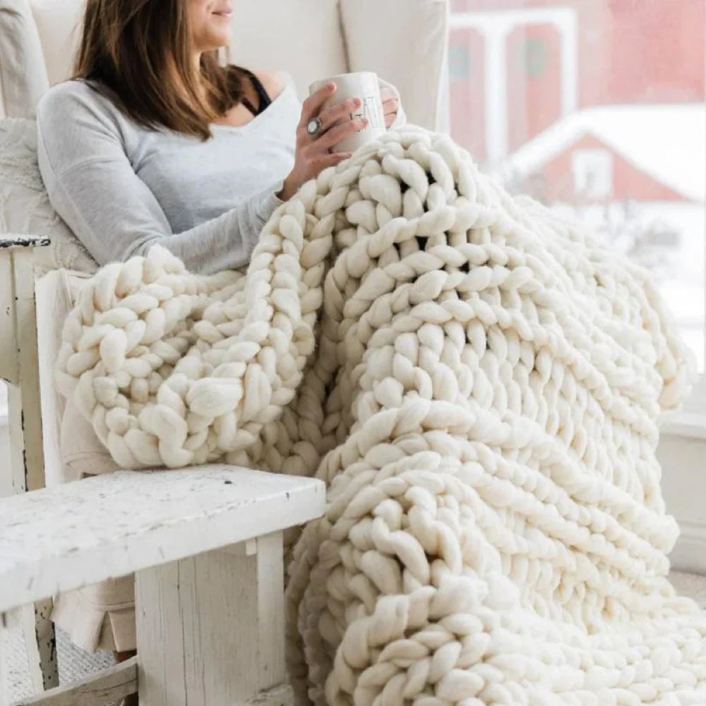 DIY Chunky XL 1000 Grams Wool Yarn for Soft Blankets - LuxeWool