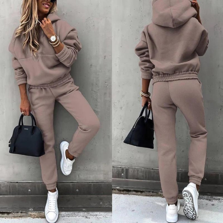 Sporty jogging suit for women - Maria