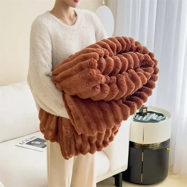 Ultimate Warm Plush Blanket - PlushNest