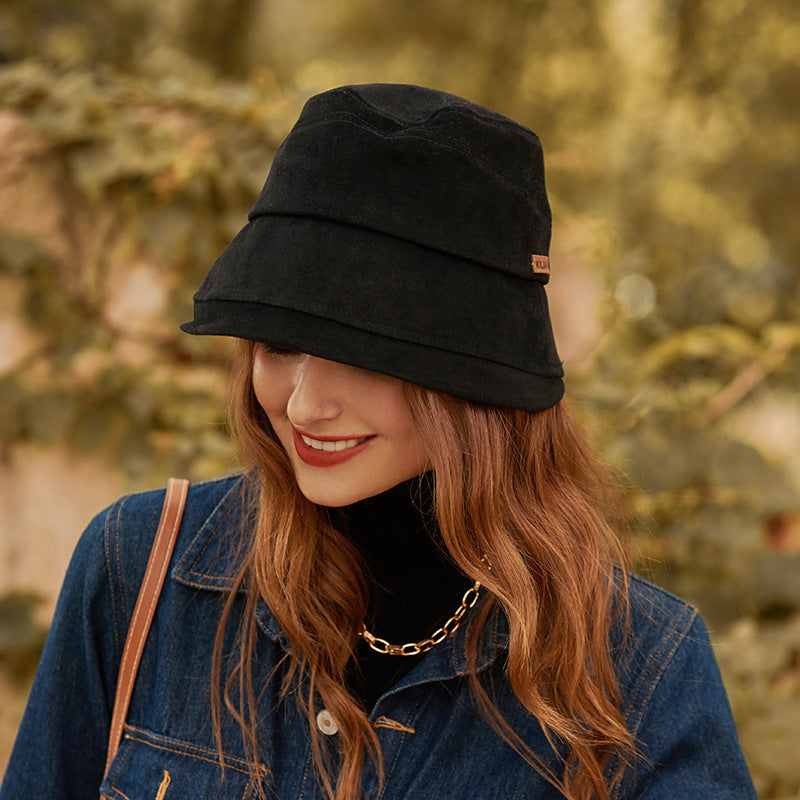 Let sommer-bucket hat med fin sømoptik – StitchShade