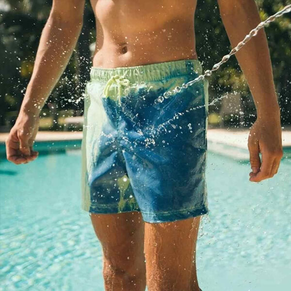 Farbwechselnde Herren-Badeshorts mit Thermoeffekt – Sommer-Highlight 2026