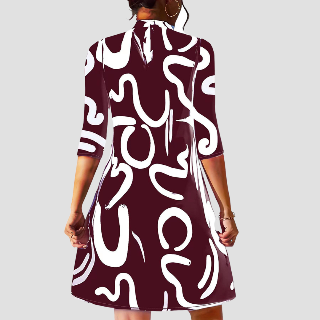 Vestido corto con mangas largas y escote redondo – Elanora