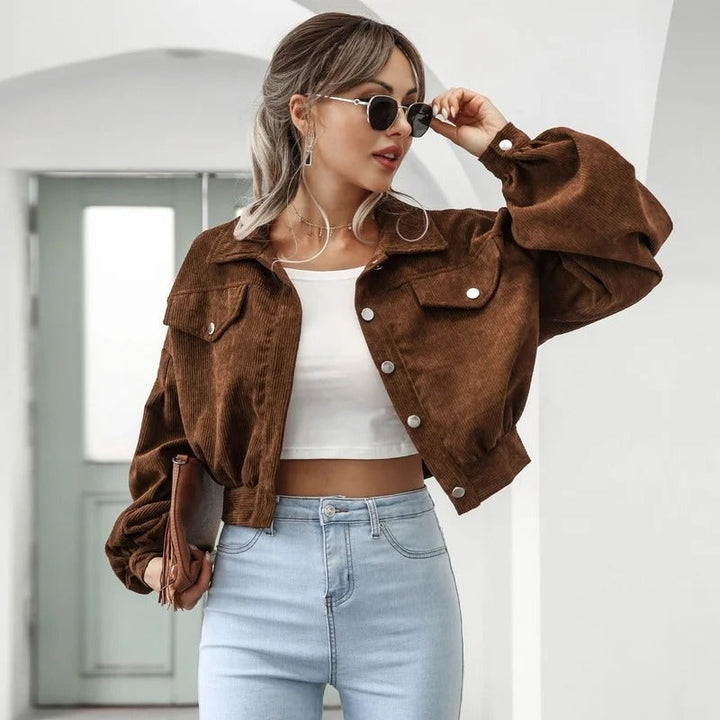 Chaqueta corta de mezclilla con estilo – Amira