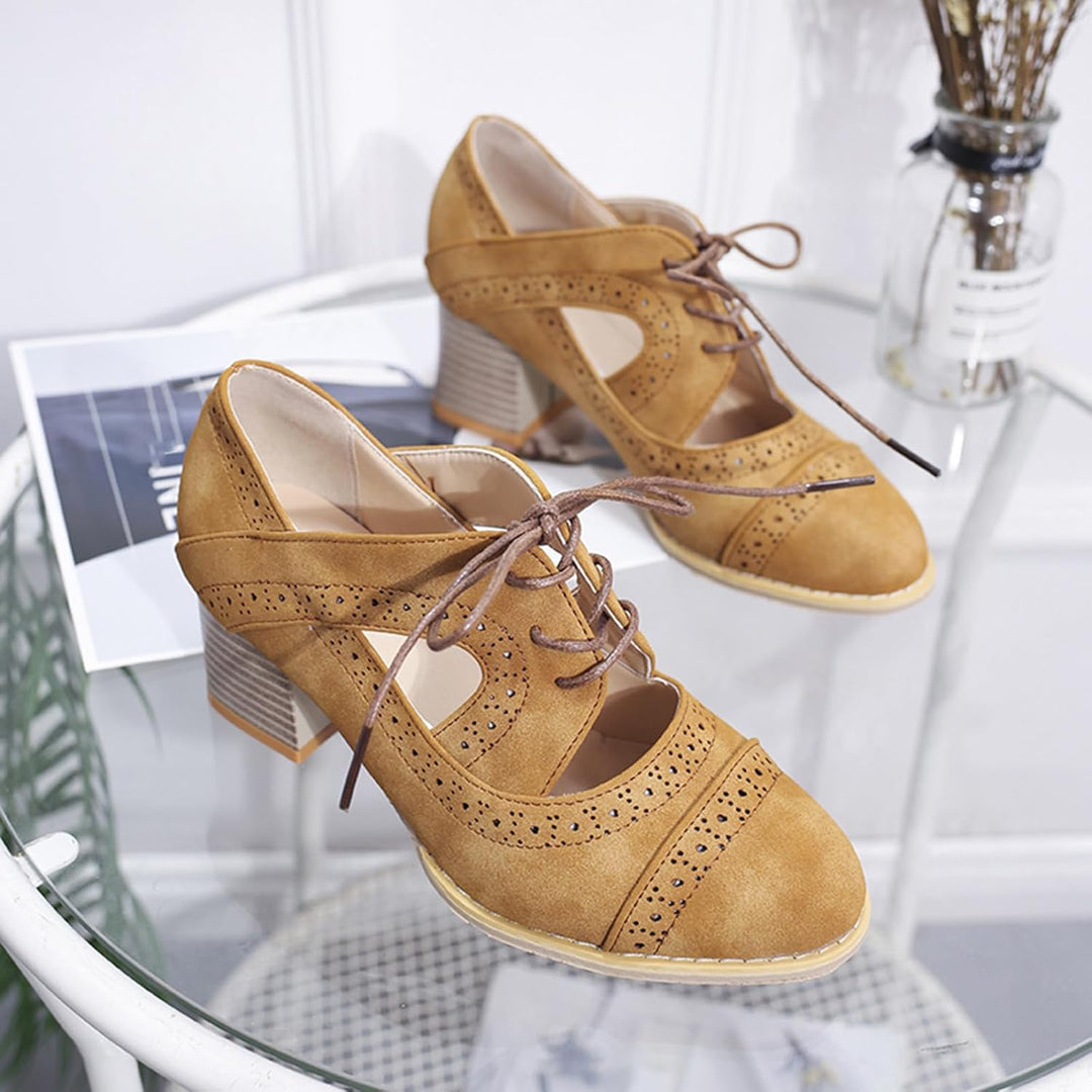 Suede-Look Dirndl Lace-Up Pumps – Katharina Oktoberfest 2026