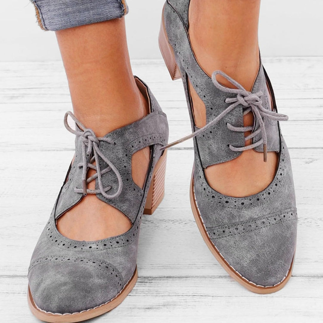 Suede-Look Dirndl Lace-Up Pumps – Katharina Oktoberfest 2026