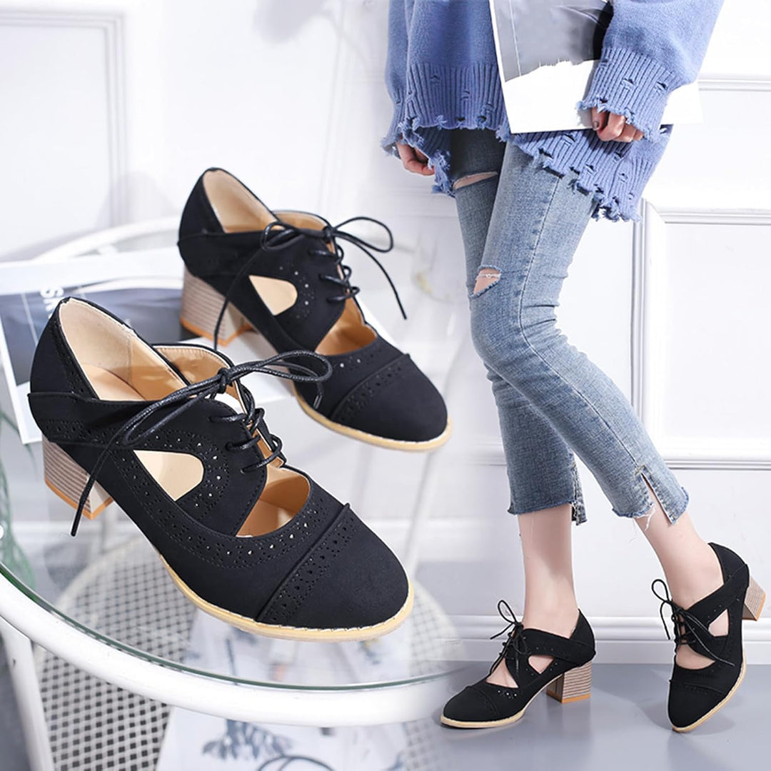Suede-Look Dirndl Lace-Up Pumps – Katharina Oktoberfest 2026