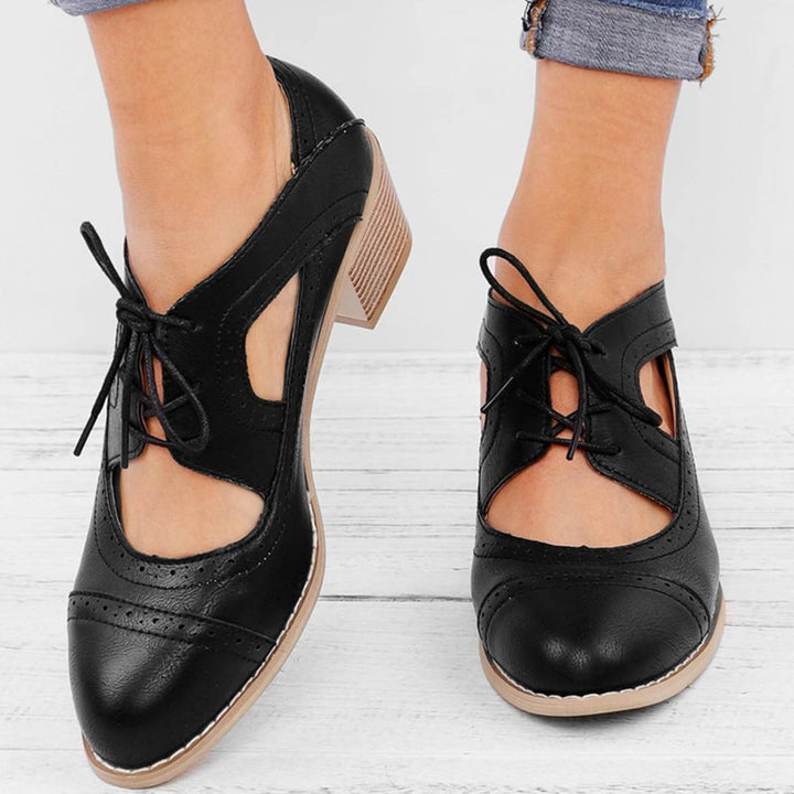 Suede-Look Dirndl Lace-Up Pumps – Katharina Oktoberfest 2026