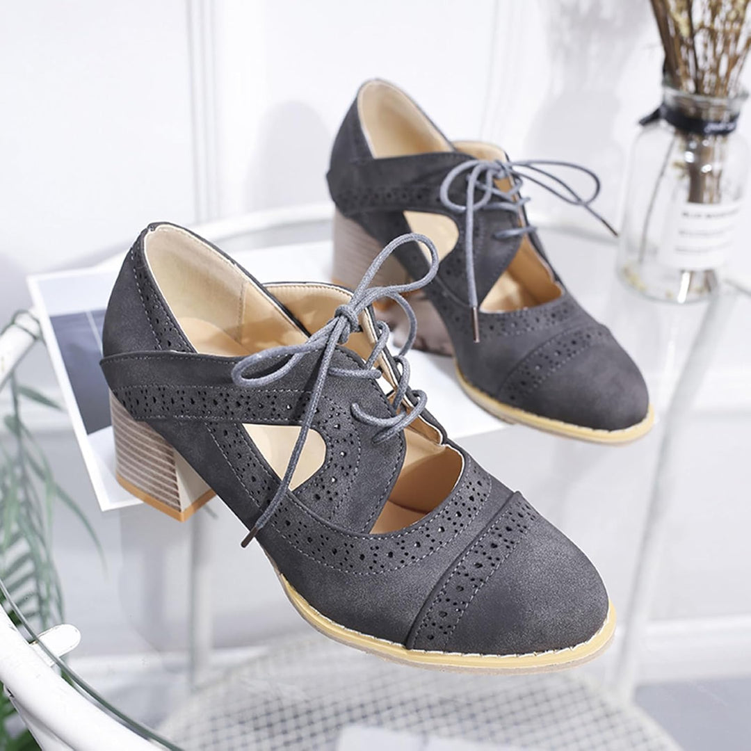 Suede-Look Dirndl Lace-Up Pumps – Katharina Oktoberfest 2026