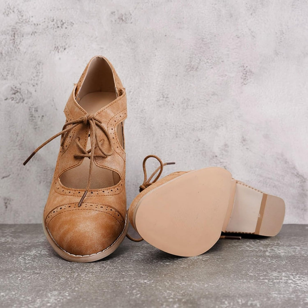 Suede-Look Dirndl Lace-Up Pumps – Katharina Oktoberfest 2026