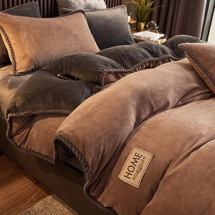 Luxurious Velvet Fleece Bedding Set – PlushHaven