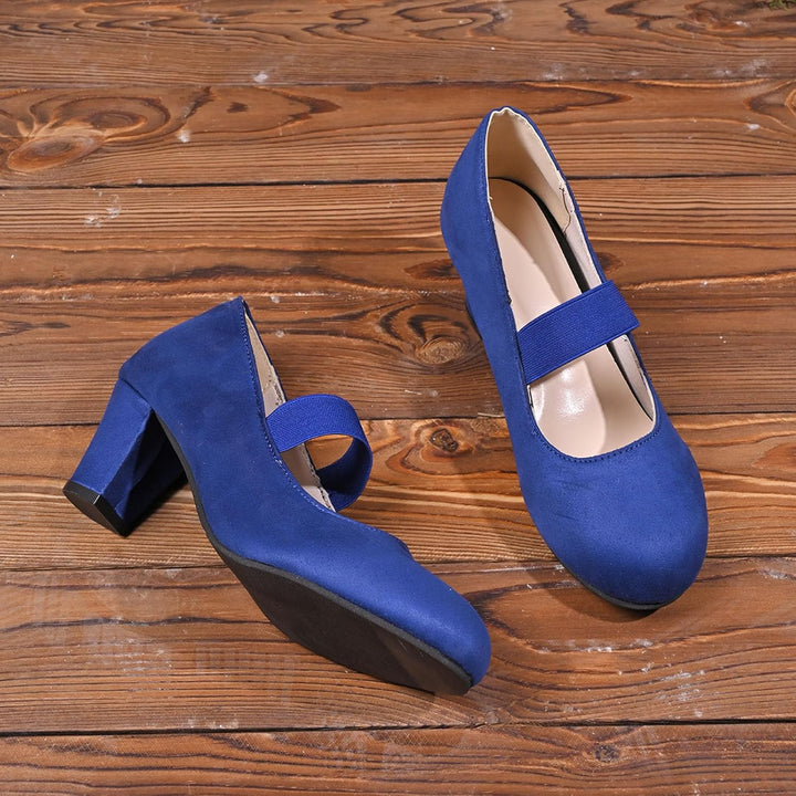 Velvet pumps with elastic straps – Amelie Oktoberfest 2026