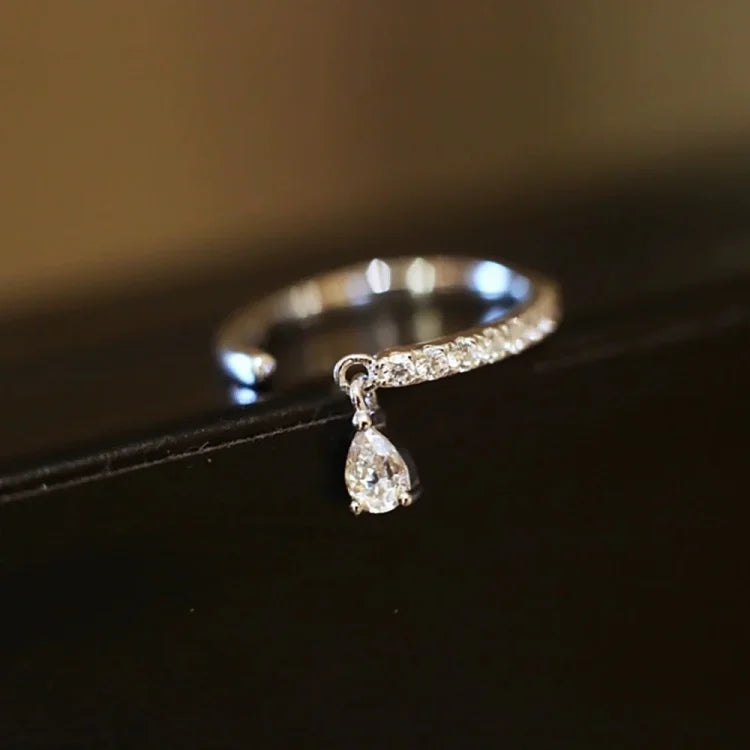 Adjustable Water Drop Ring – Isaline
