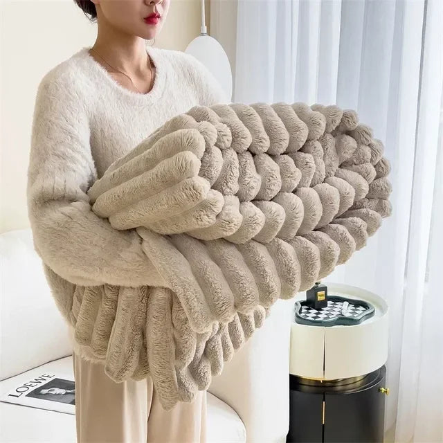 Ultimate Warm Plush Blanket - PlushNest