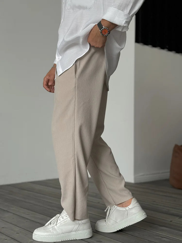Luxury men's trousers made of soft fabric – Alessio