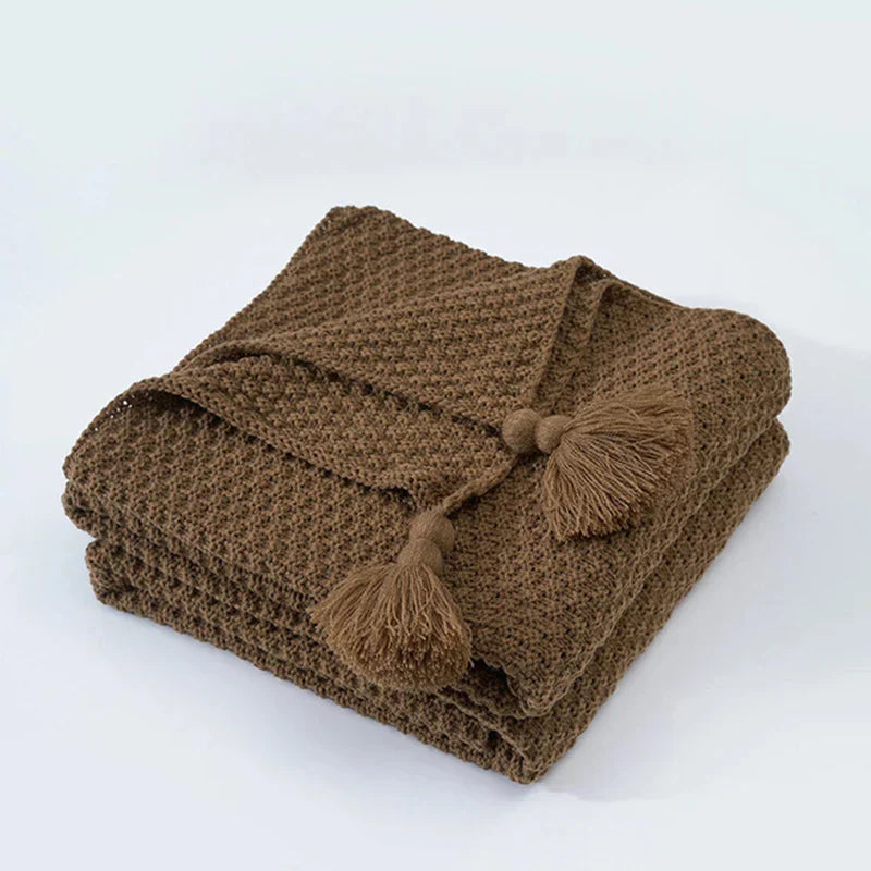Knitted Wool Blanket with Tassels - NordicCozy