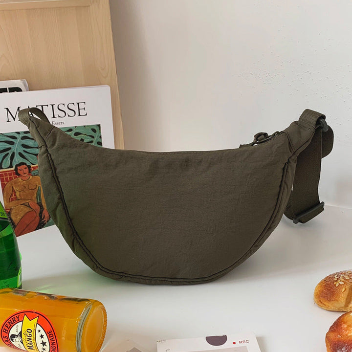 Stilfuld Half Moon Crossbody Taske - Luna
