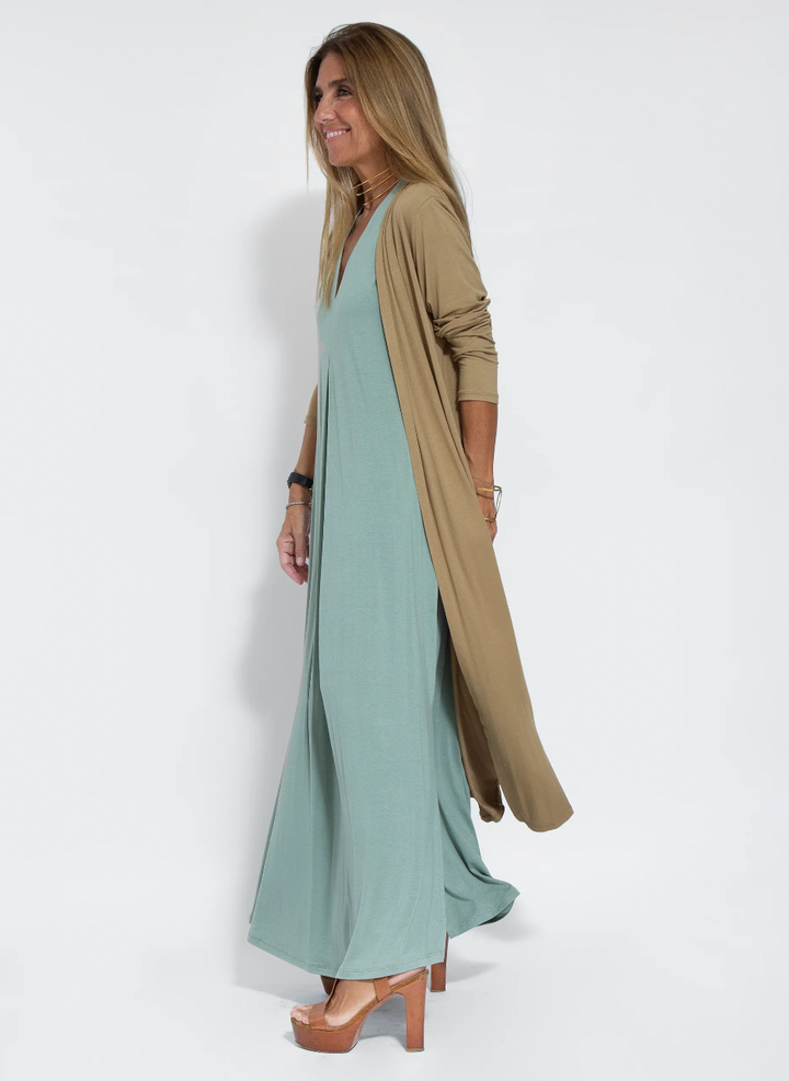 Figursyet kjole med vest – Valentina