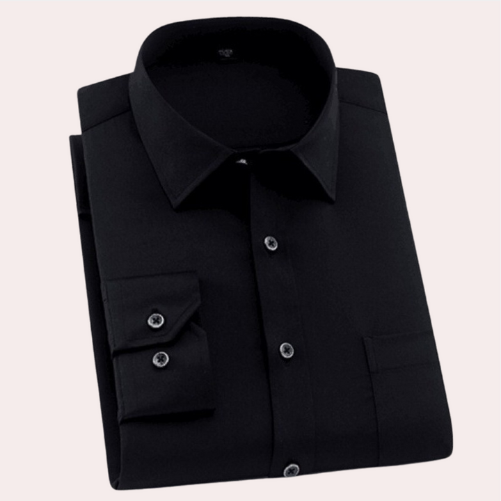 Schwarzes Herrenhemd, langärmelig, Baumwolle, klassischer Kragen, elegante Mode.