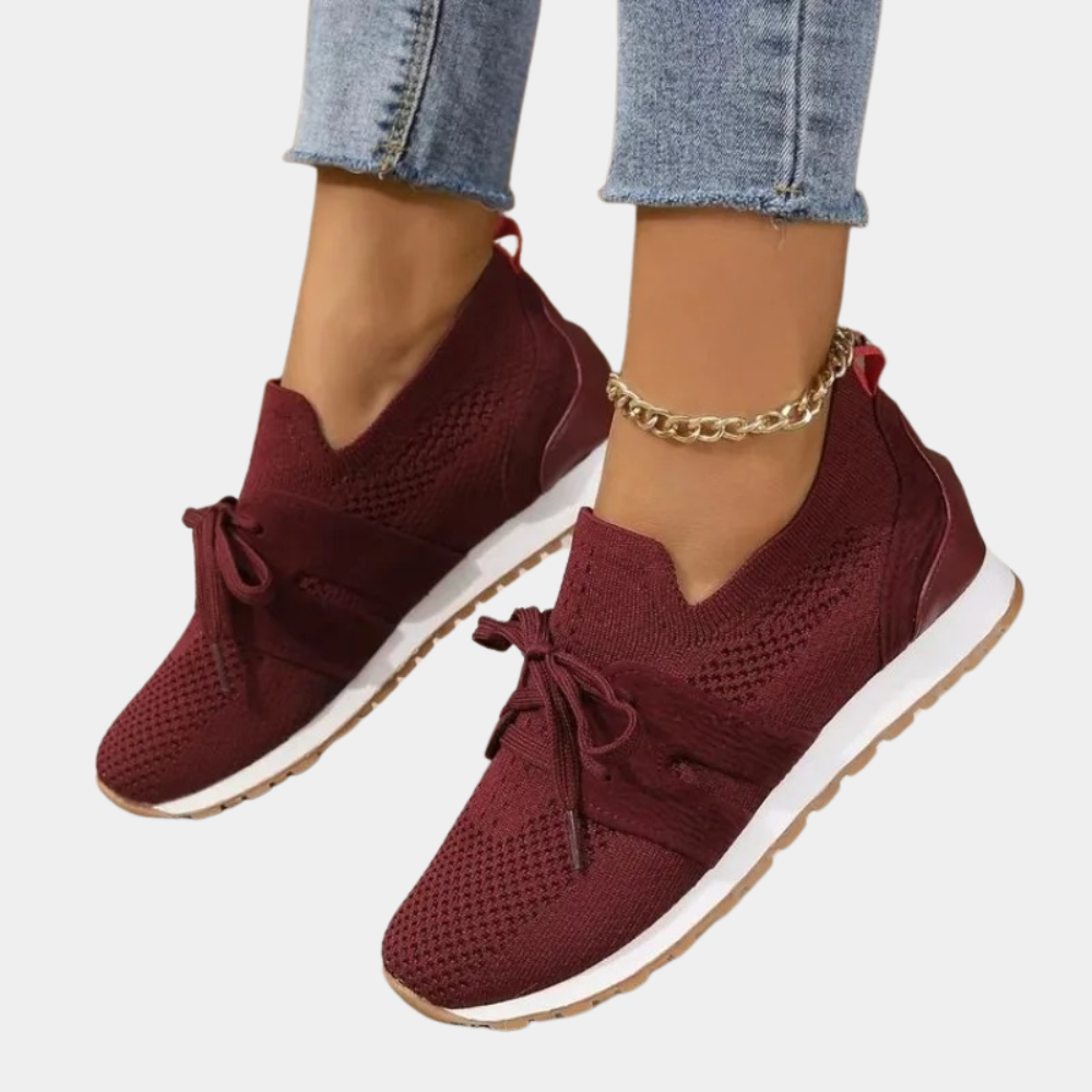 Rote Damen-Sneaker, Strickmaterial, weiße Sohle, Freizeitmode, bequeme Schuhe.