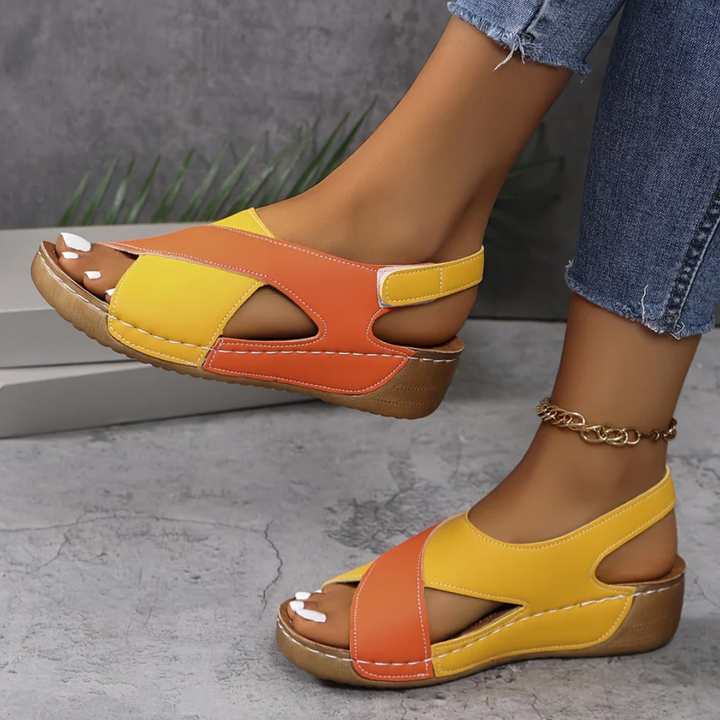 Orange-gelbe Sandalen Damen, bequem, Sommer, Leder, modisch, Keilabsatz, Freizeitkleidung.
