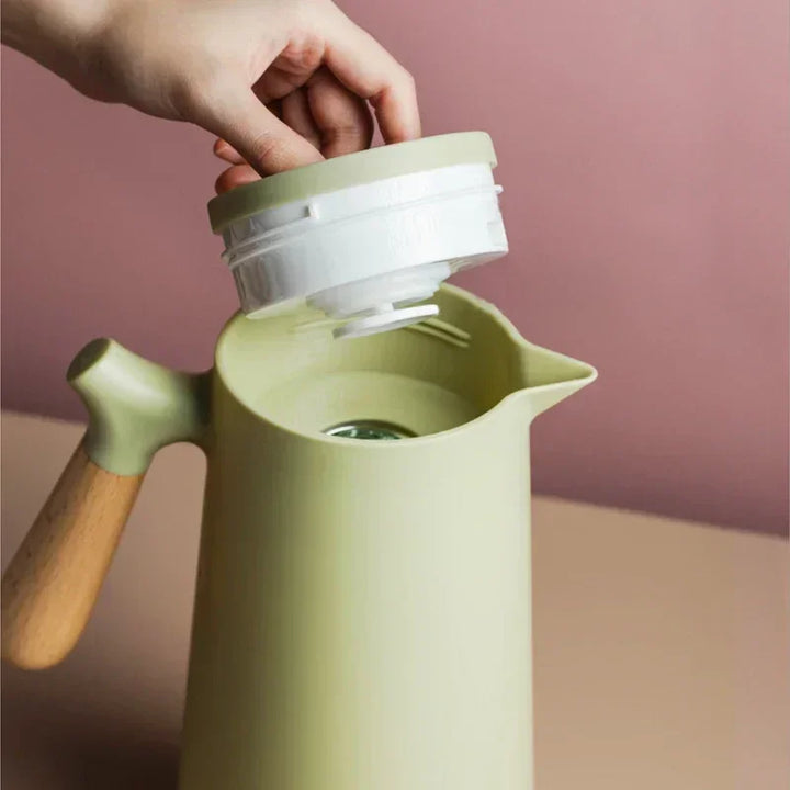 Stylish Thermos Bottle with Long-Lasting Heat & Cold Insulation – NordicTherm