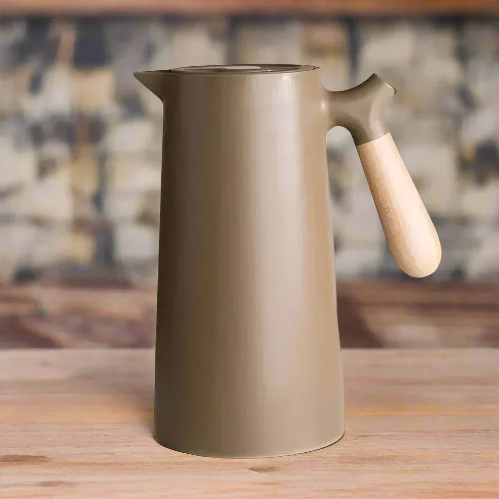Stylish Thermos Bottle with Long-Lasting Heat & Cold Insulation – NordicTherm