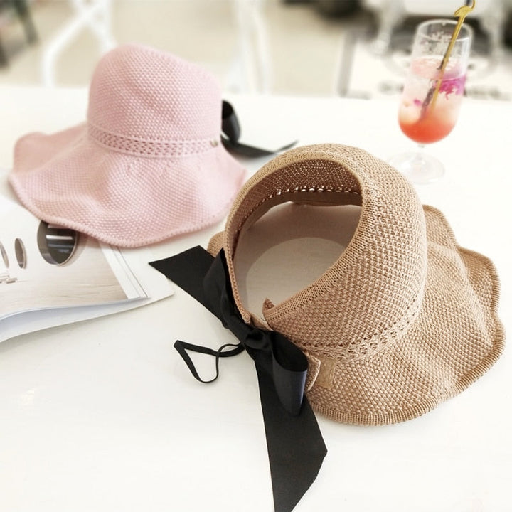 Trendy summer straw hat with opening for ponytail - SonnenSchwung