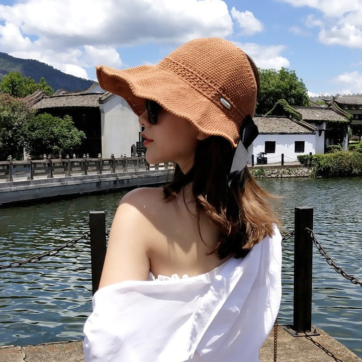 Trendy summer straw hat with opening for ponytail - SonnenSchwung