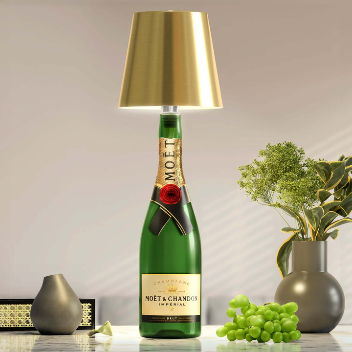 Moët Champagnerflasche Tischlampe, goldener Lampenschirm, modernes Design, Wohnzimmerdekoration