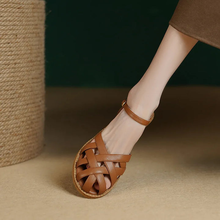 Stylish sandals with comfortable sole – Amira