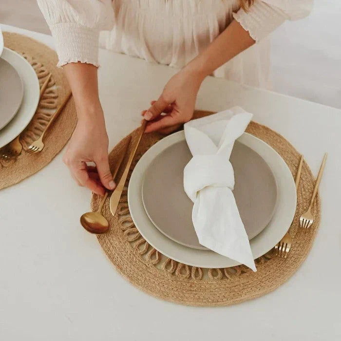 Minimalist Cutlery for Modern Tables - PureSet