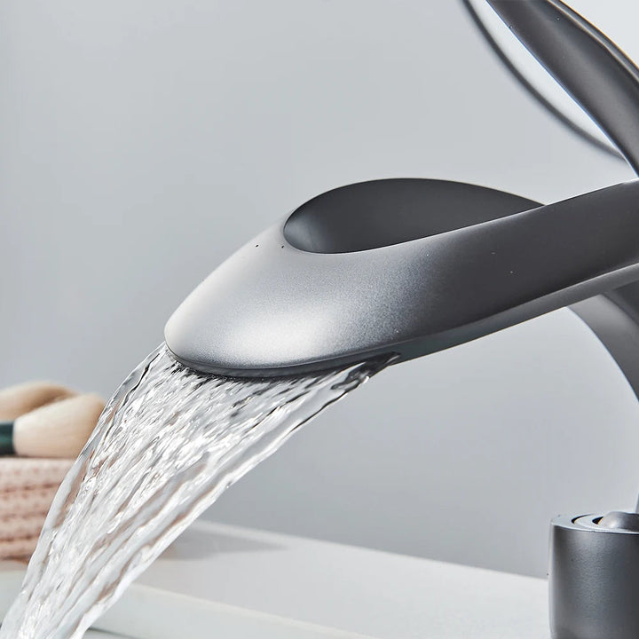 Mixing faucet with waterfall spout - Flowarc